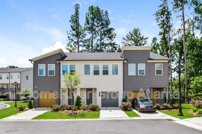 1505 Albert Ln NW