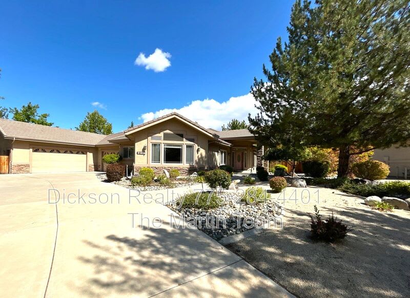 3140 Scarlet Oaks Court