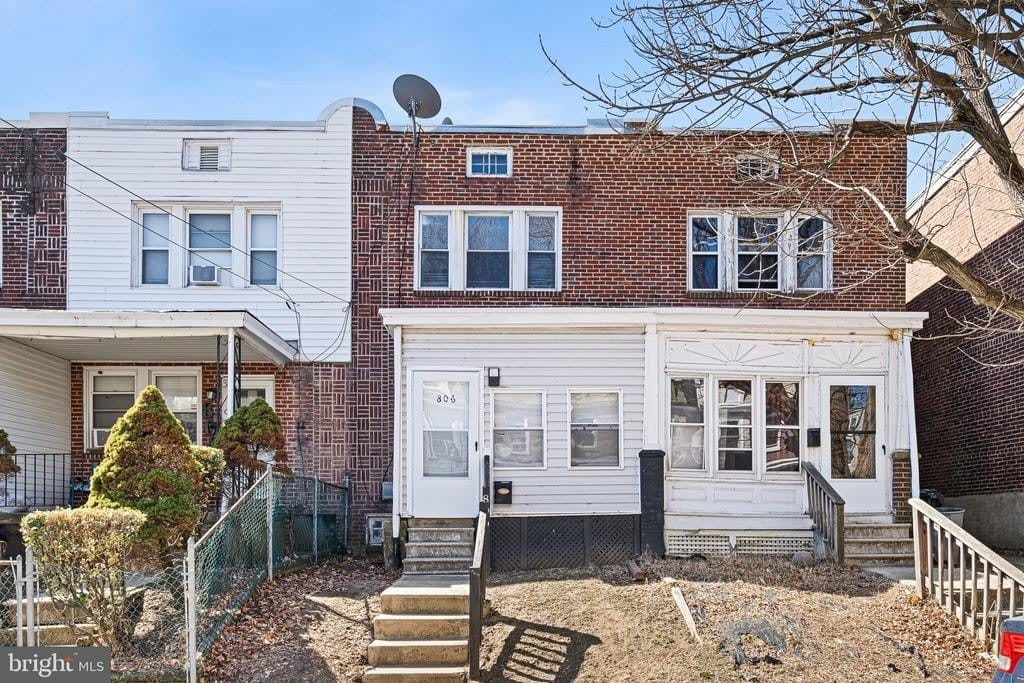 806 E 22ND STREET