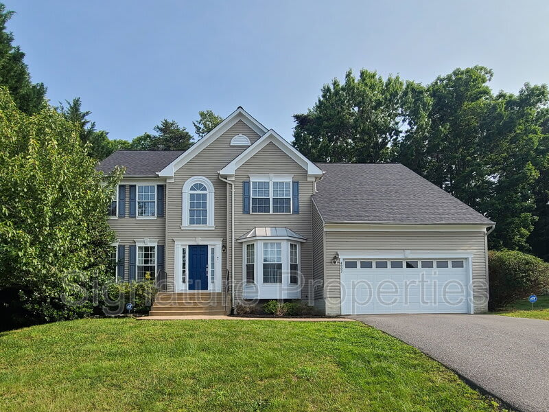 4002 Mossy Bank Ln