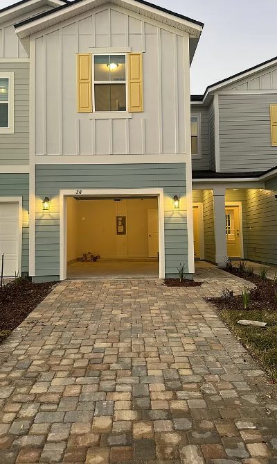 322 Brandon Lakes Drive