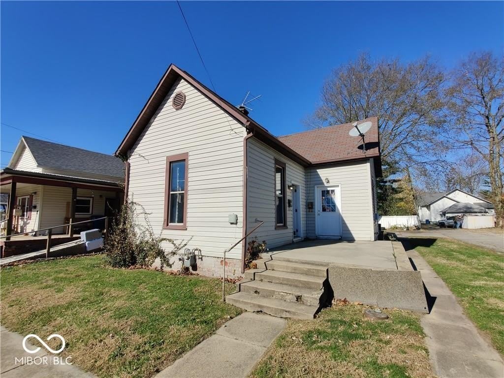 214 W Franklin Street W