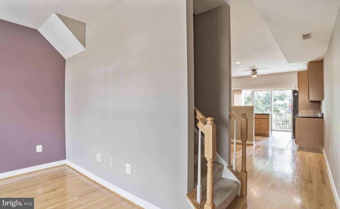 111 N CHESTER Street