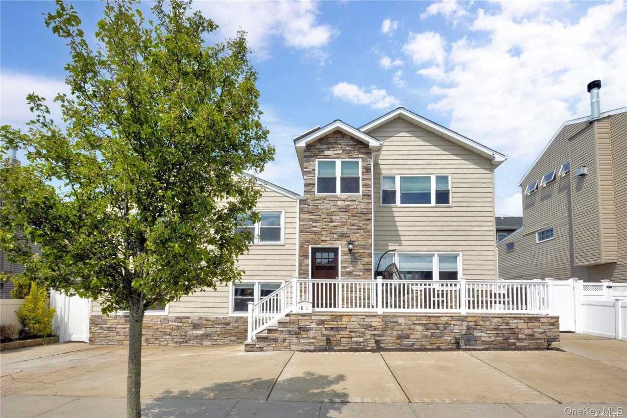 81 Barnes Street unit: 1