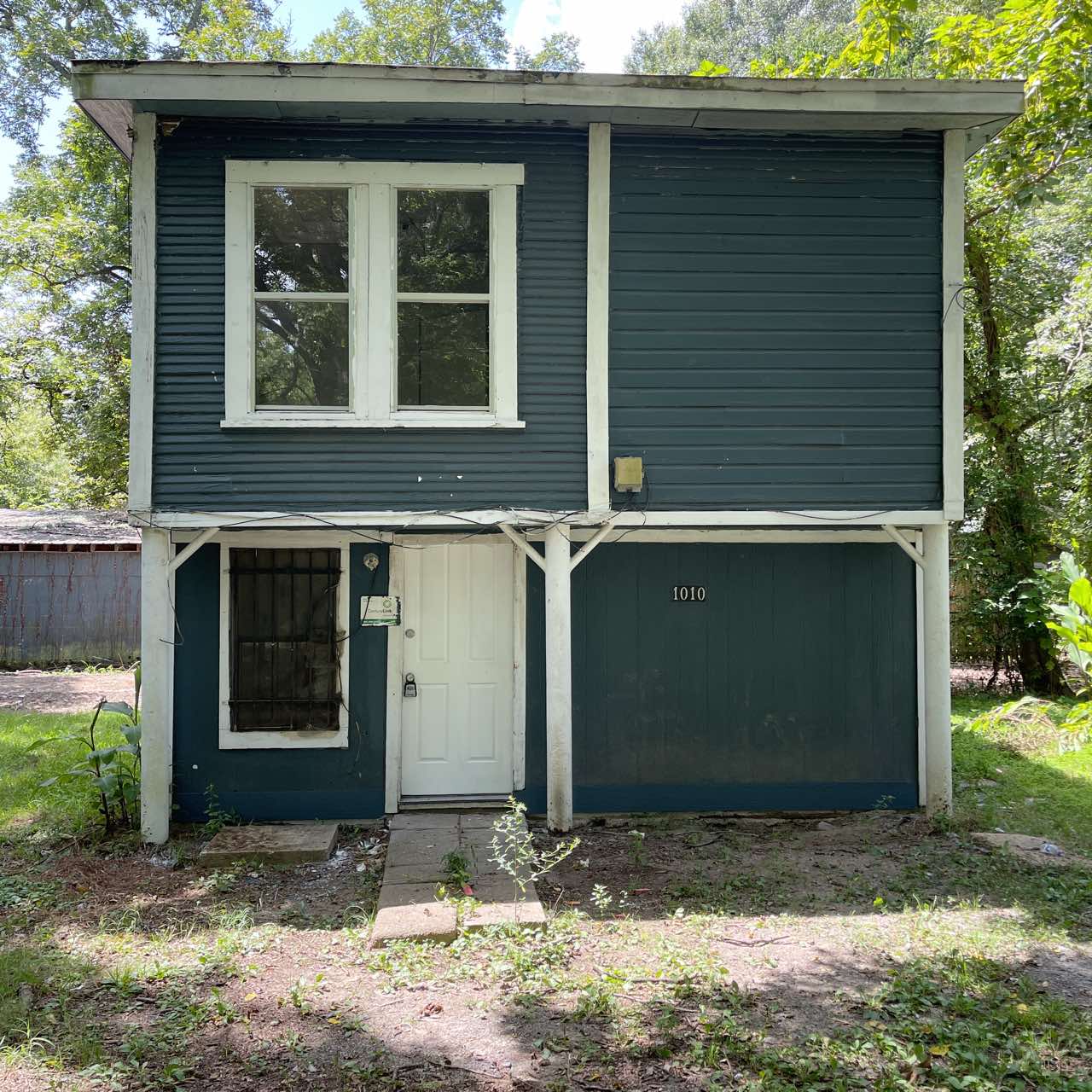 1010 1/2 South 3rd Street