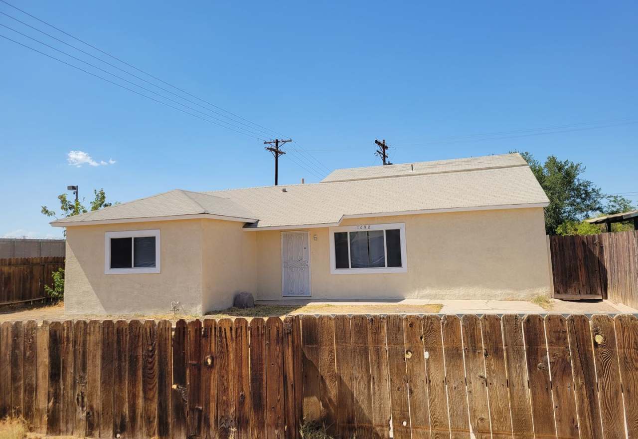 Home for Rent at 1098 Rose Ave, El Centro