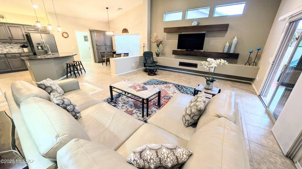 62870 E Amberwood Drive