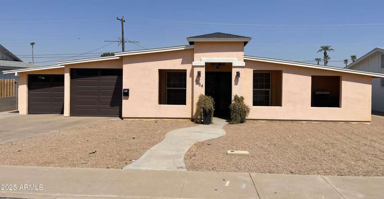 1754 W Mountain View Drive