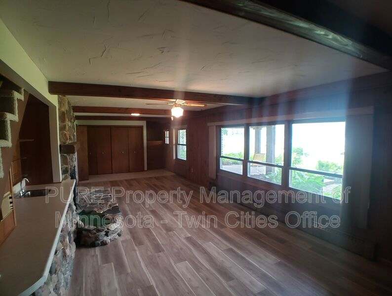 8738 Lake Jane Trl N