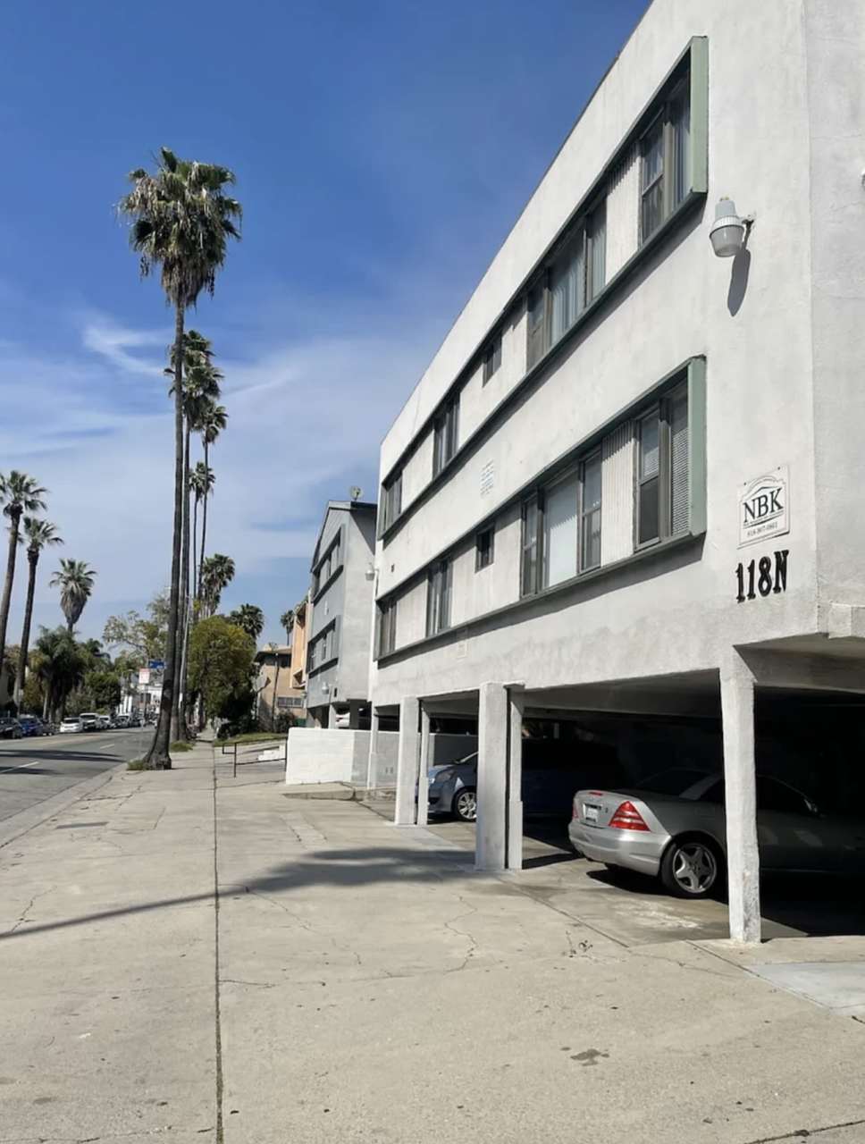 118 Normandie Avenue