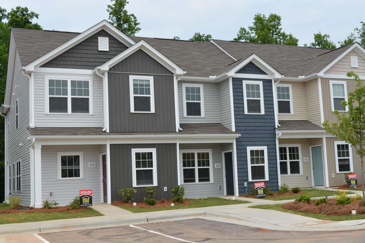 212 Chandler Court - 1