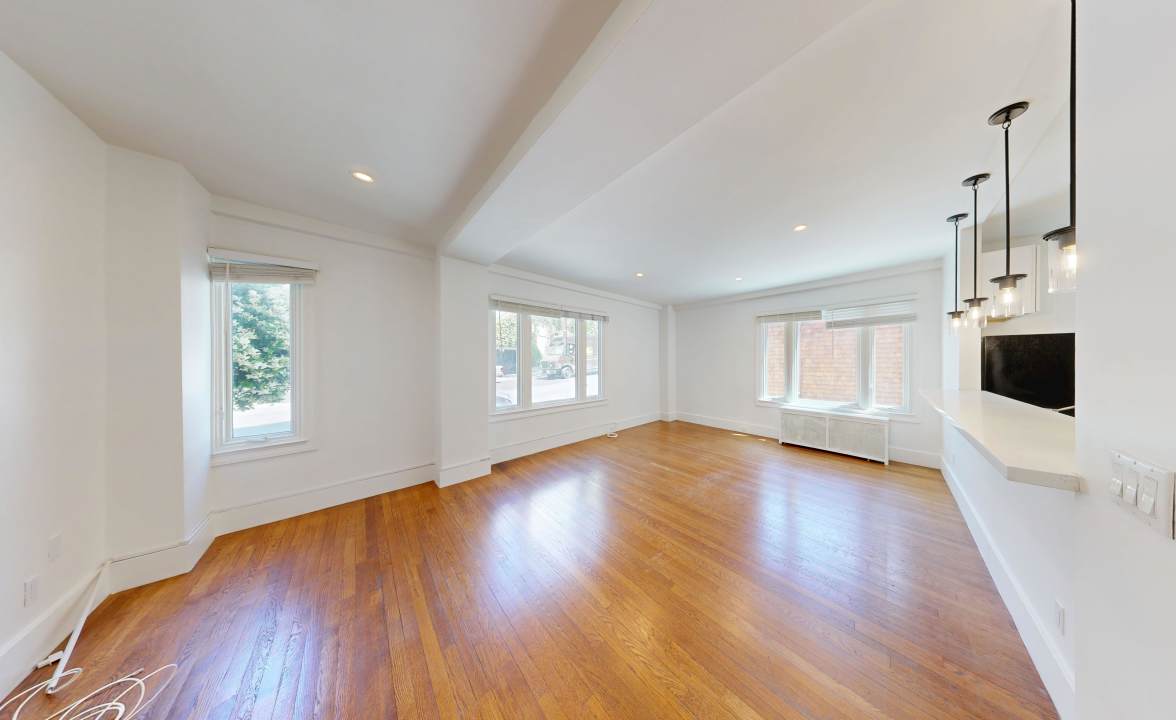 2677 Larkin - Furnished