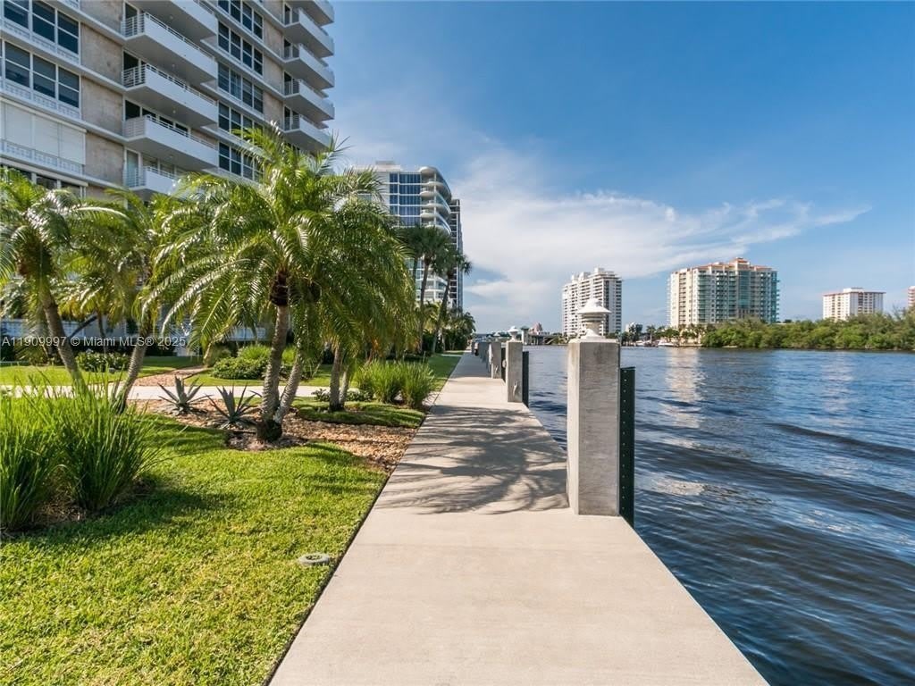 888 Intracoastal Dr