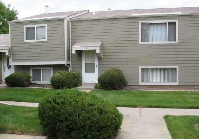 Remodeled Huge 4 Bedroom Townhome