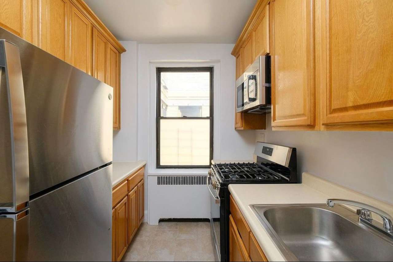 2685 Creston Ave # 2342