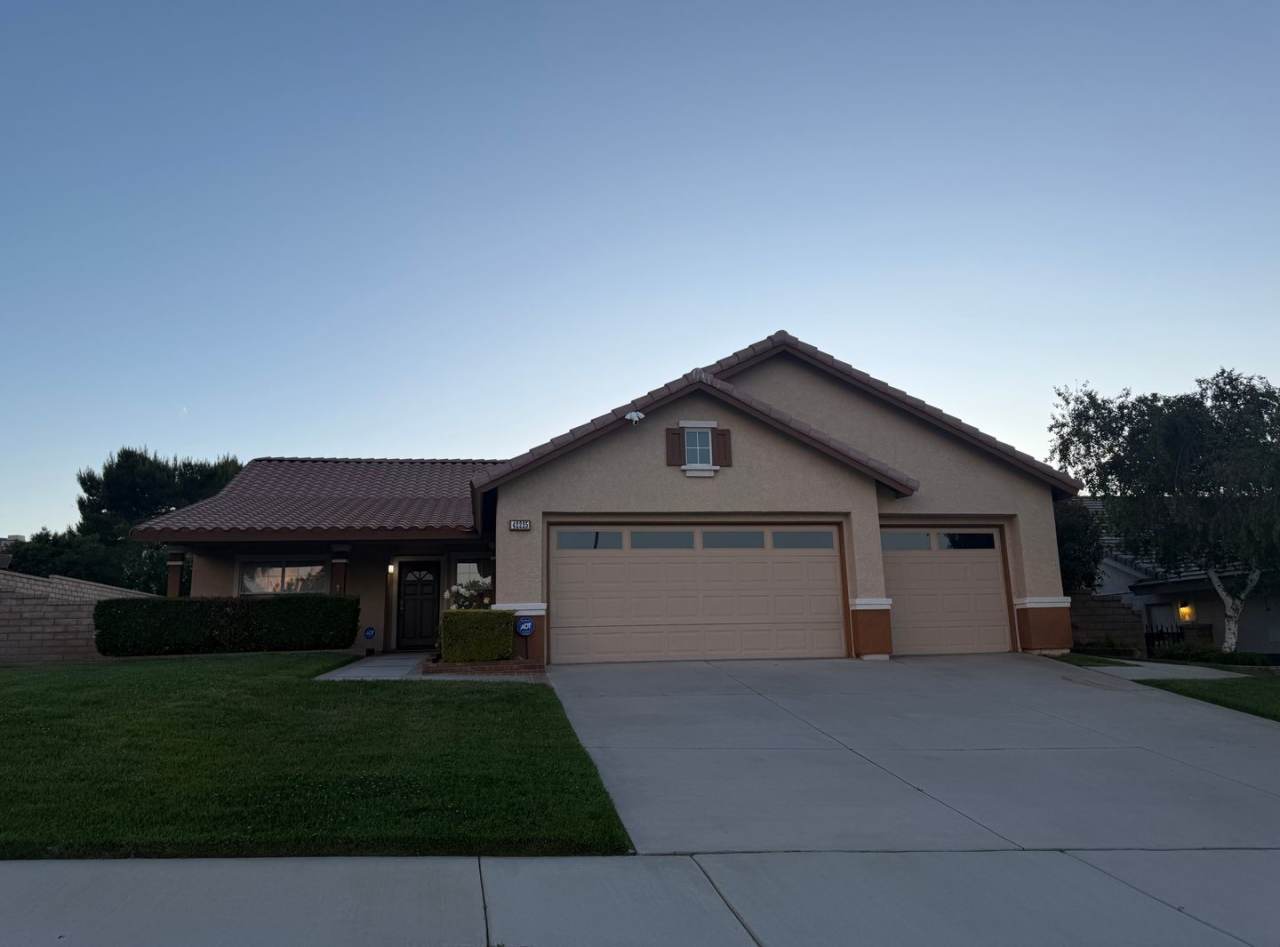 Beautiful One Story Home in Quartz Hill Area 4 bedroom 2 bath offering 1885 sq. ft.
