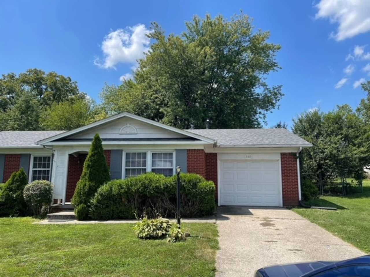 CHARMING 3 BED, 2 BATH HOME WAITING FOR YOU @ 512 SMITH AVE, ELIZABETHTOWN, KY