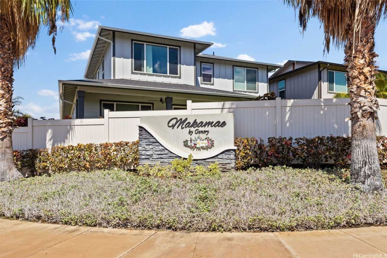 91-1975 Makahehi Loop