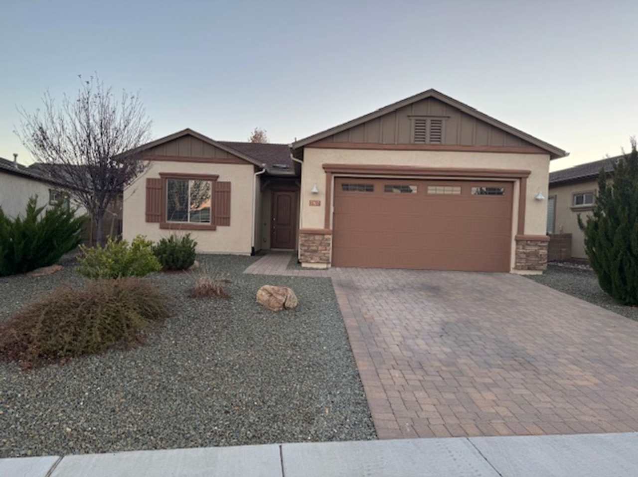 Beautiful 3 bedroom 2 bath 2 car garage home in Pronghorn Ranch!