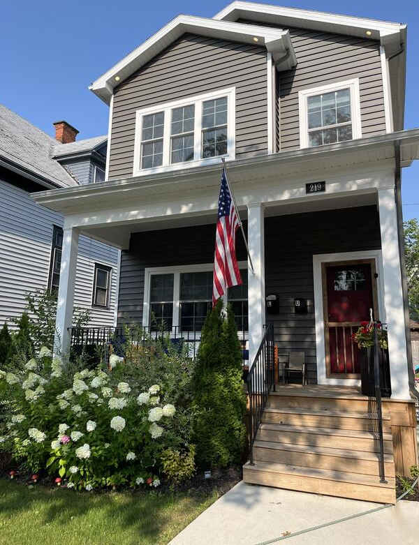 219 Oxford Avenue - Lower