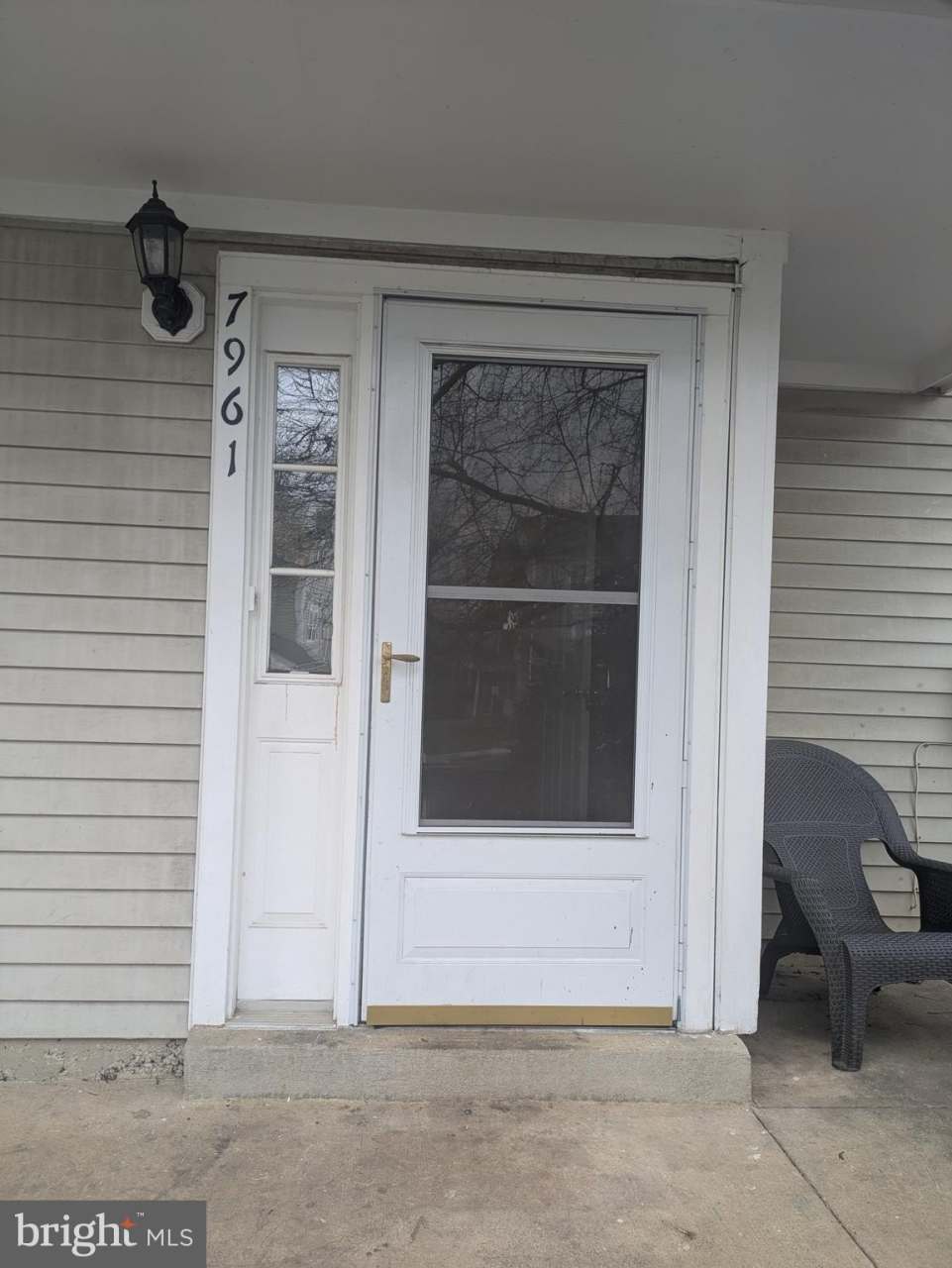 7961 COACHCREST COURT