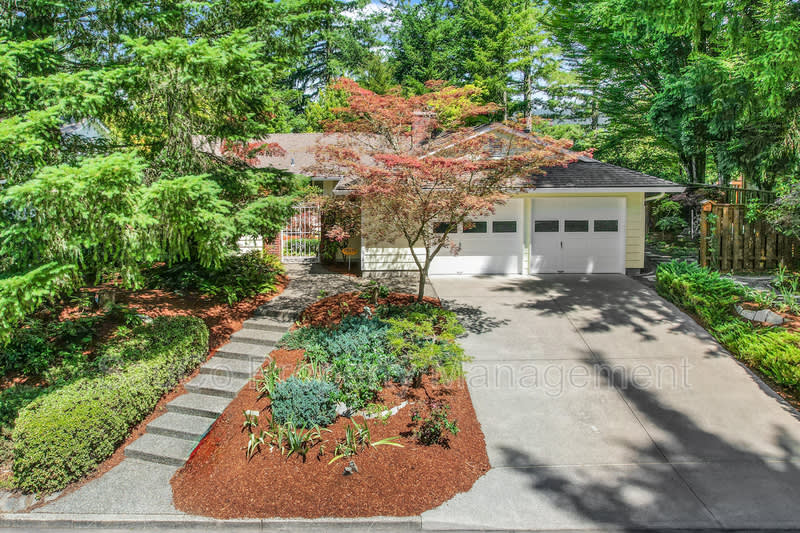 11995 Northwest Dumar Lane