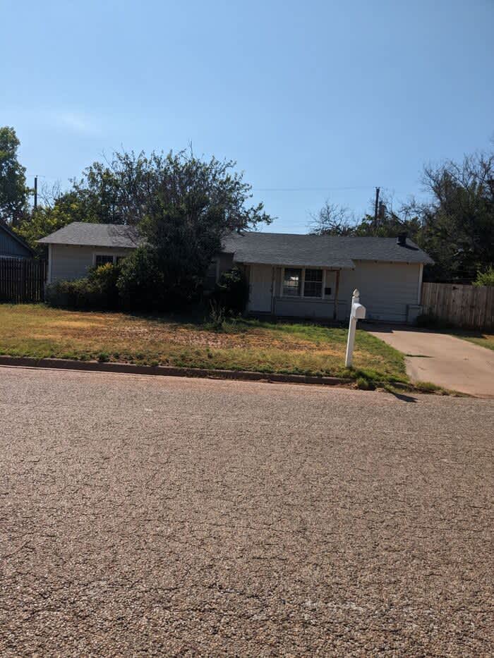 2926 Wenwood Road