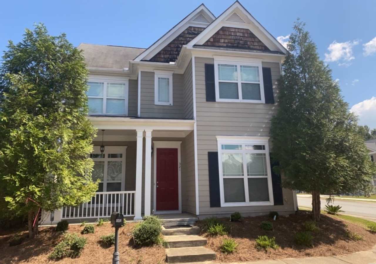 Charming 3 Bedroom, 2.5 Bath Corner Lot Home in Highland Subdivision