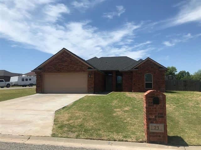 23 Northeast Summerwood Drive