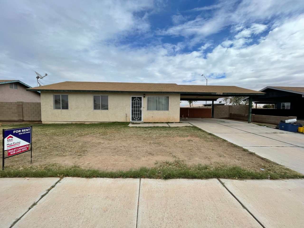 Single Family Home with large yard near Cibola High School!