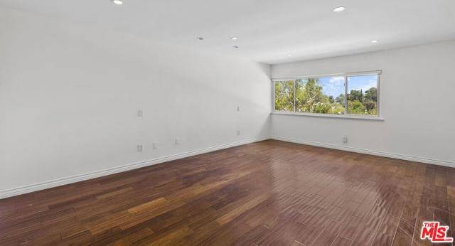 10211 Clematis Court