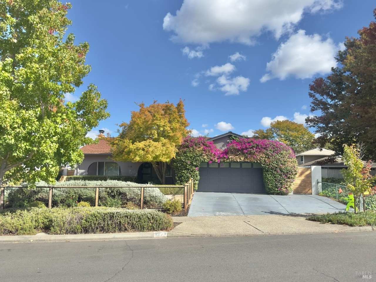 1976 S Terrace Drive