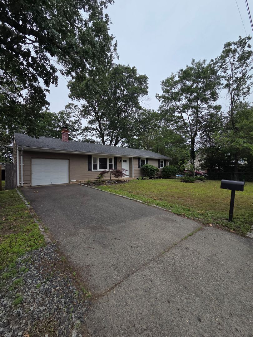 744 Cable Ave
