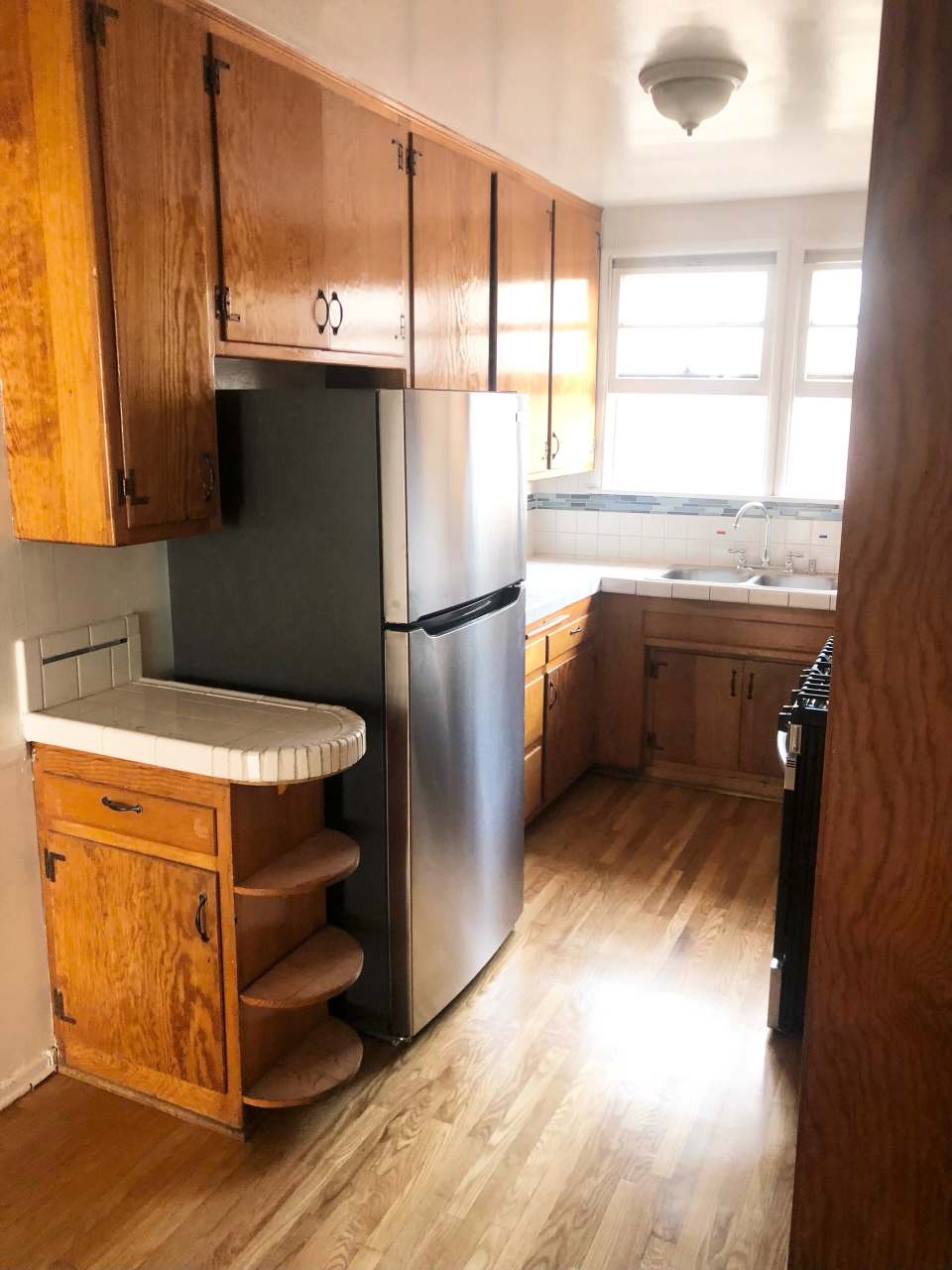 1466 S Sherbourne Dr