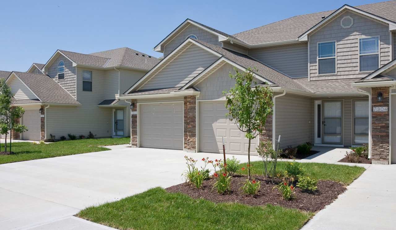 Arbor Mist Townhomes