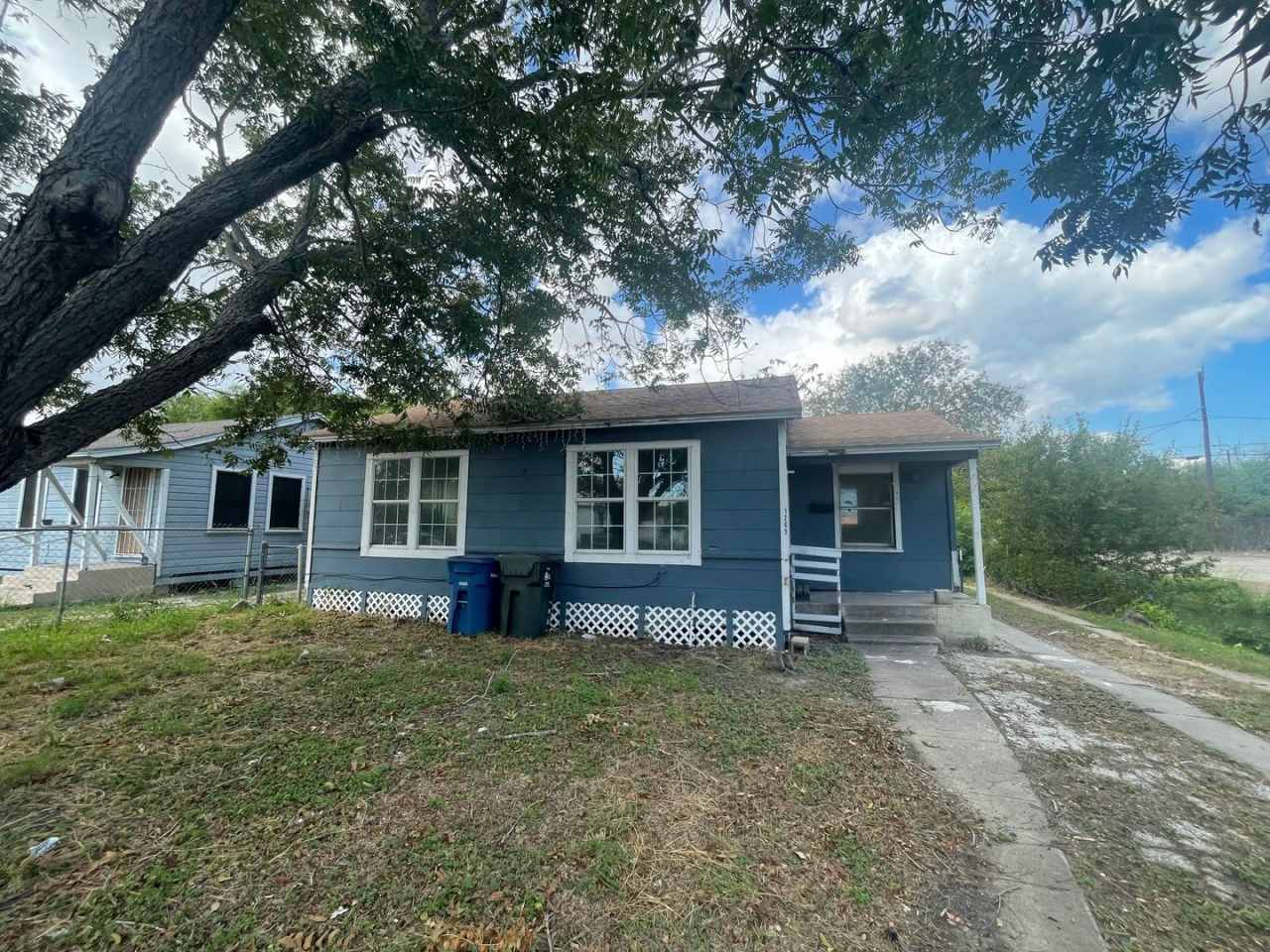 3-Bedroom Home in Central City-$199 move-in for ASAP move-in