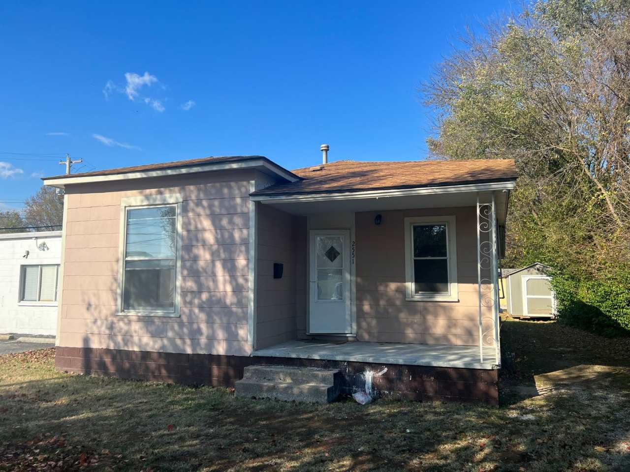 Recently Remodeled 3 bedroom 2 full bath!