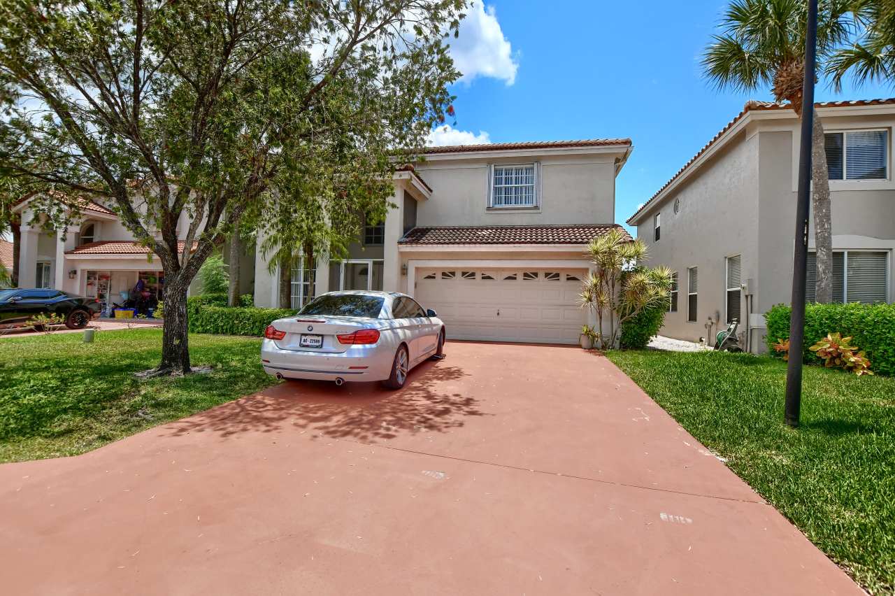 18271 Coral Isles Dr