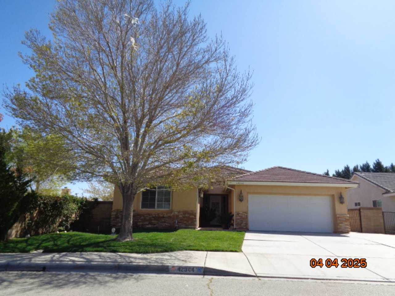 Beautiful West Lancaster Pool Home Offering 1871 sq. ft.