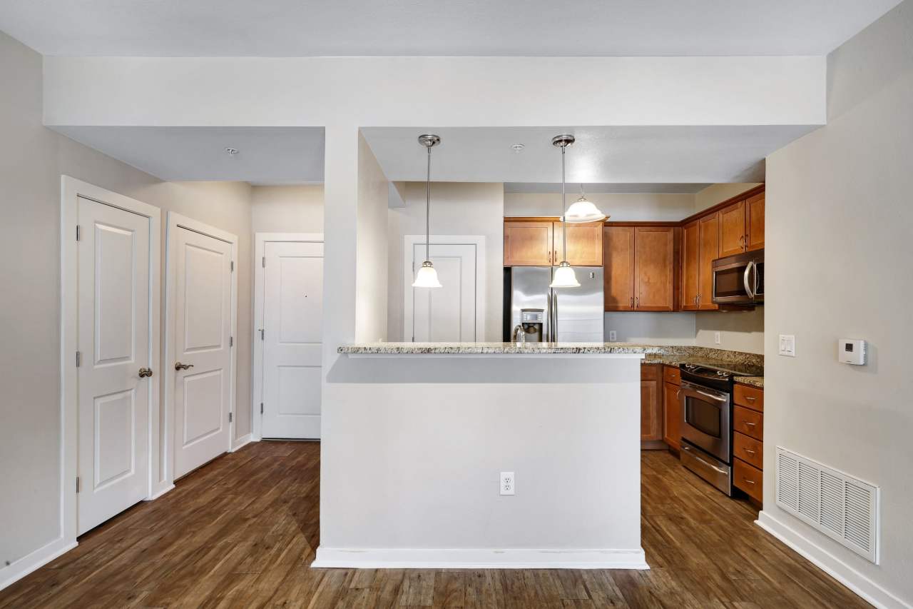 7342 Oak Manor Drive #4107 San Antonio, Tx. 78229 - 1