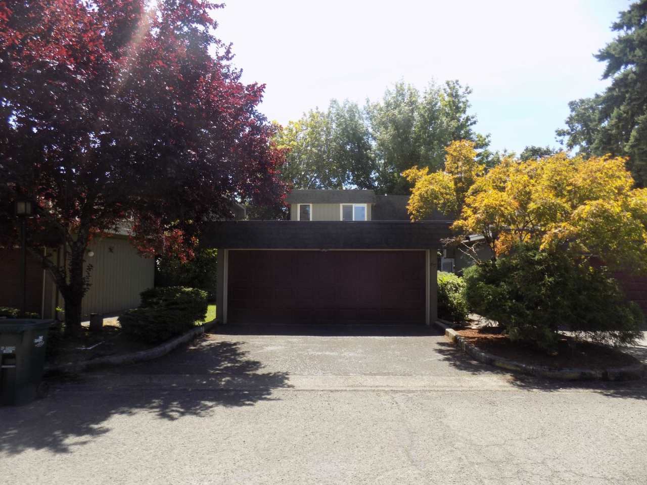 Fall Special-$300 Off-Spacious Three Bedroom, One  half Bathroom Townhouse Condo!