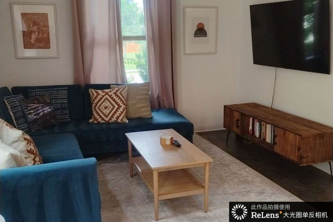 Room in 2 Bedroom home at Norah Ave