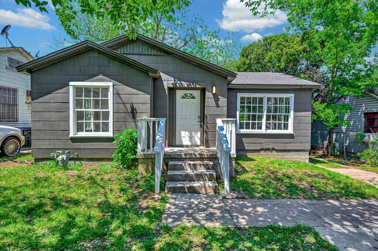 Beautifully maintained 2-bedroom, 1-bathroom house in Waco