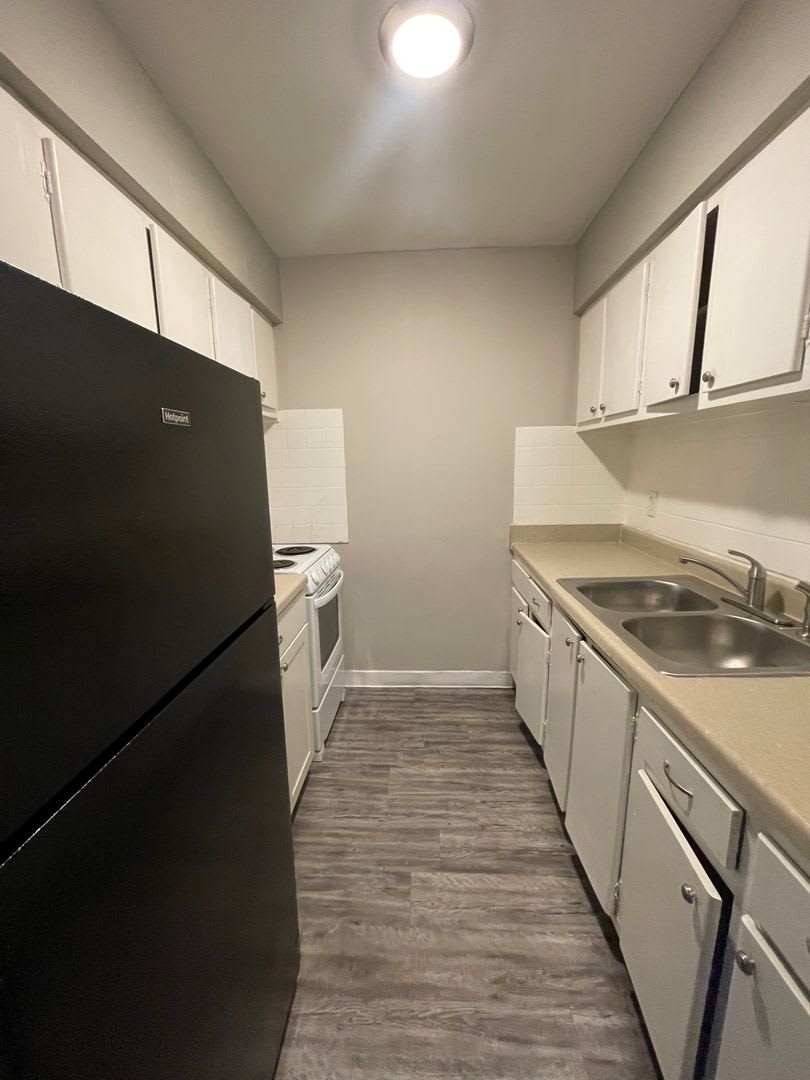 Cross Keys and Woodridge Apartments Now Renting! First Months Rent Free and Security Deposit Specials!