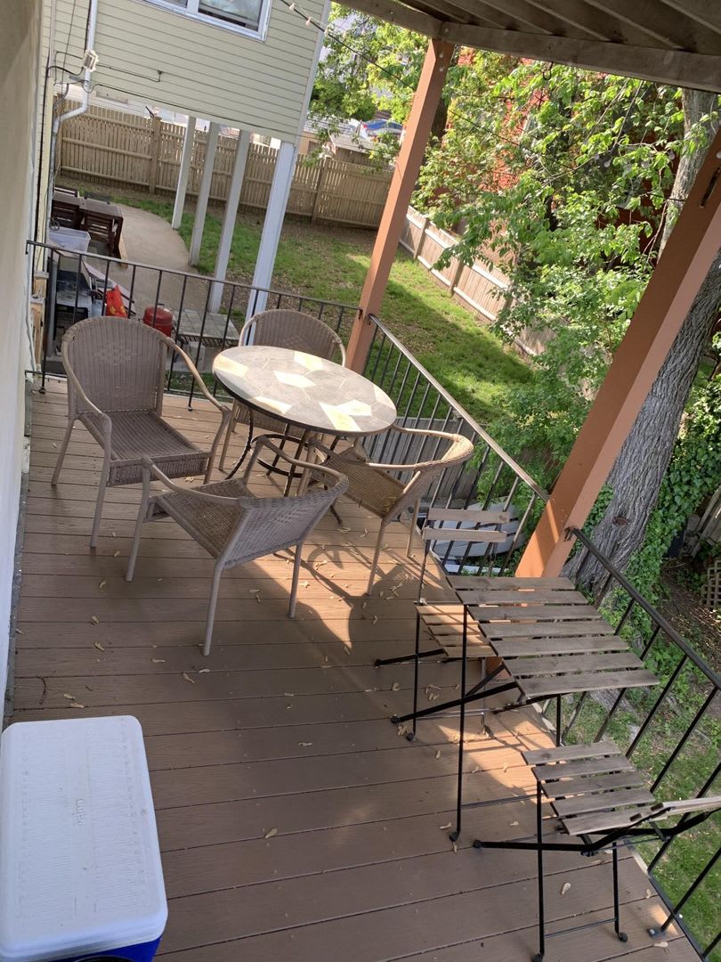 Huge 5 bed In Davis Square