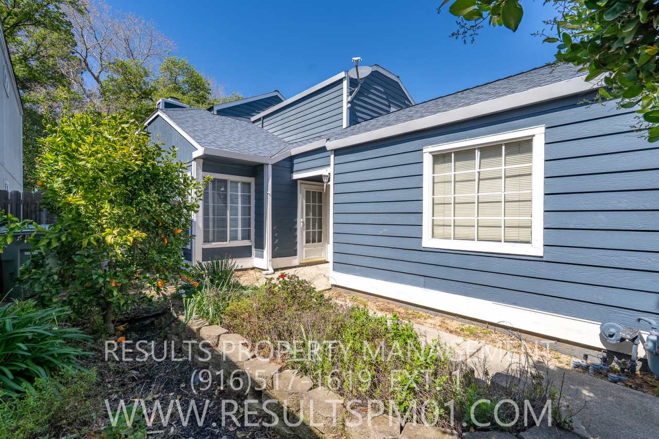 Adorable Rocklin 3 Bed Home- Available Now!