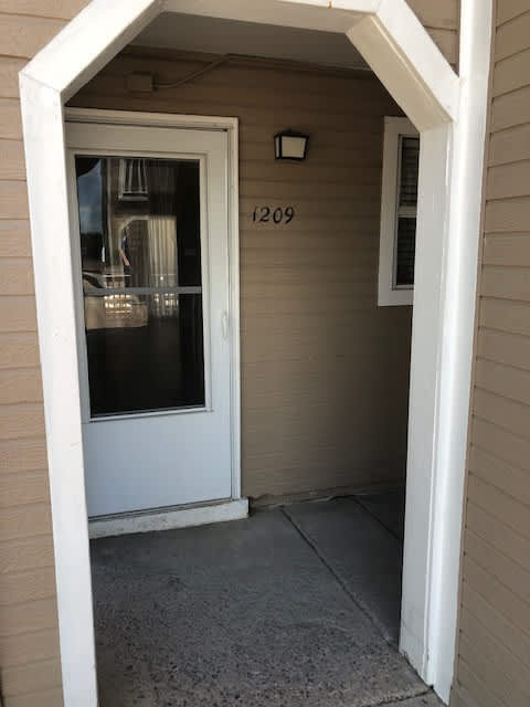 Lovely 2 Bedroom, 1 Bathroom Condo in Castle Rock!