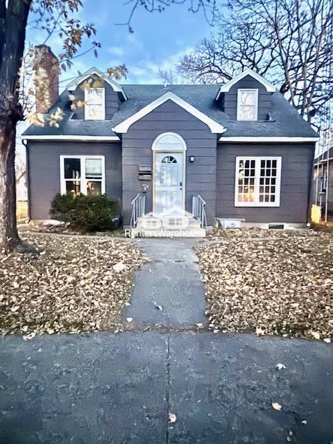 704 8th Avenue South