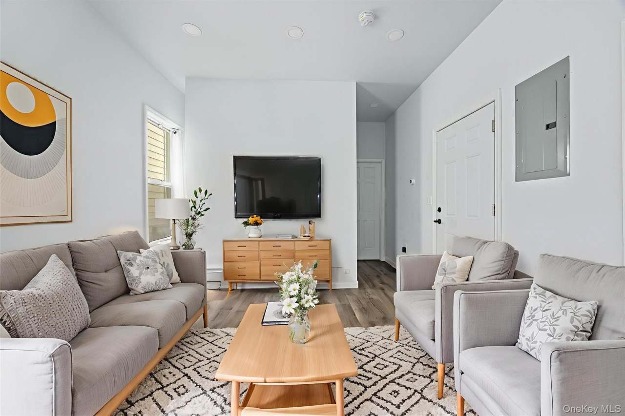 115 Washington Street