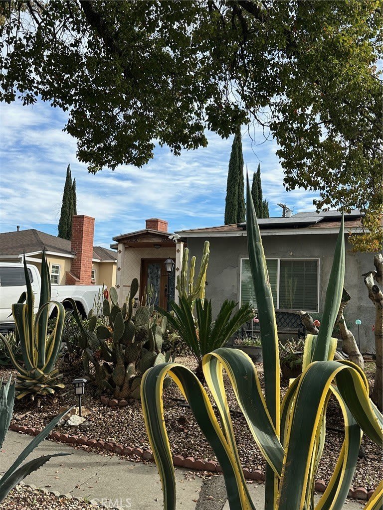 13832 Runnymede Street